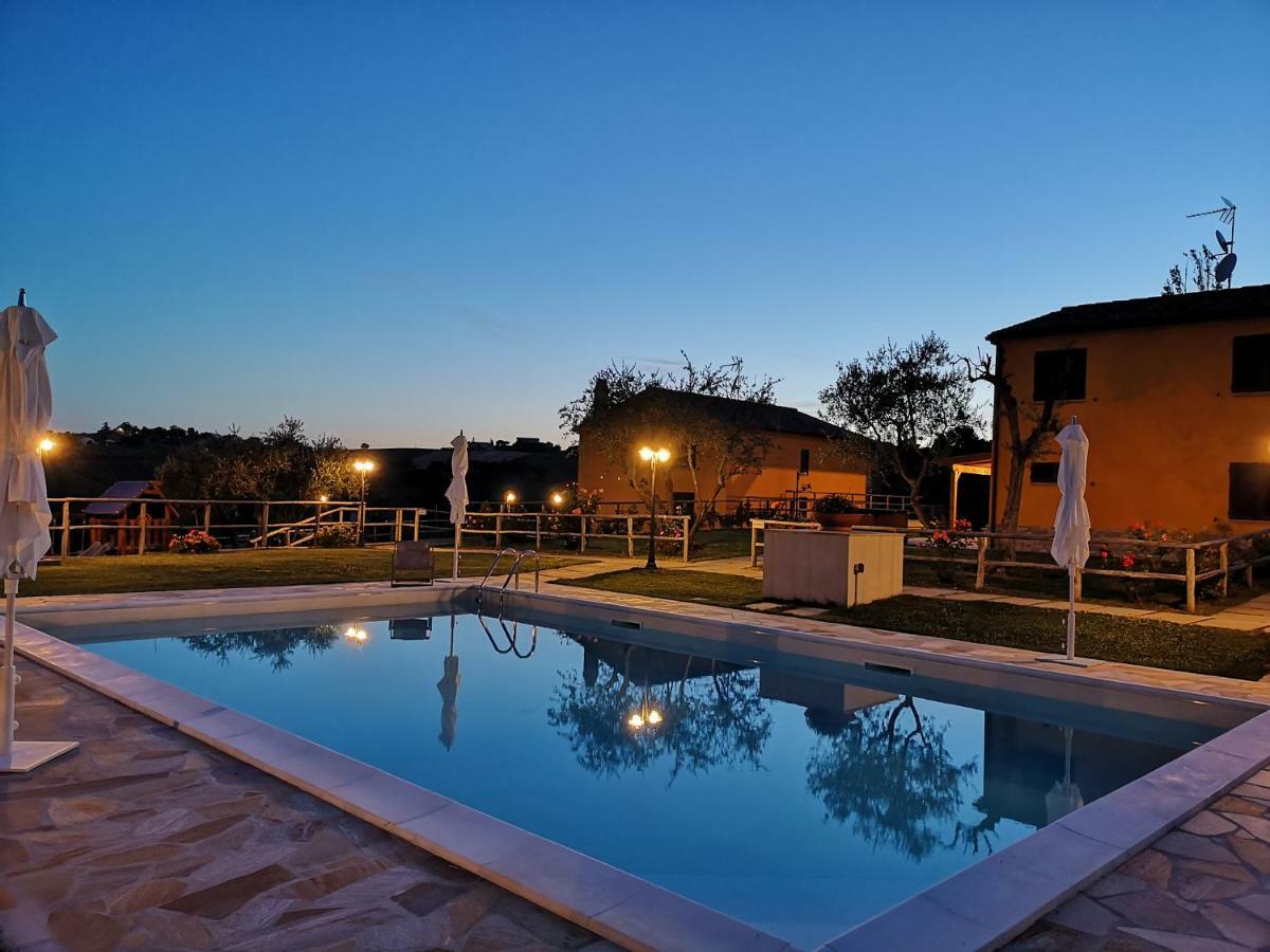 Montenovo Country House Ostra Vetere Kültér fotó